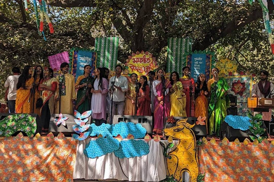 বর্ণিল বসন্ত উৎসব