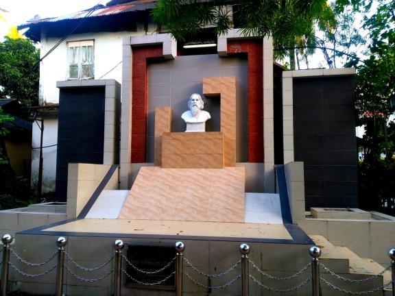 মাছিমপুর মণিপুরী পাড়া যেথায় কবিগুরুর পদধুলি পড়েছিল...