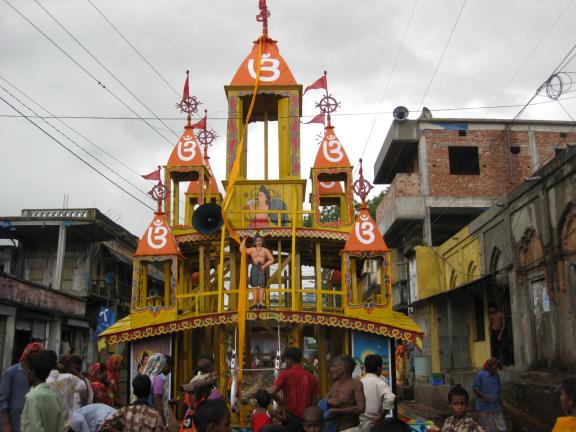 ধামরাইয়ের শ্রীশ্রী যশোমাধবের সান্নিধ্যে একদিন